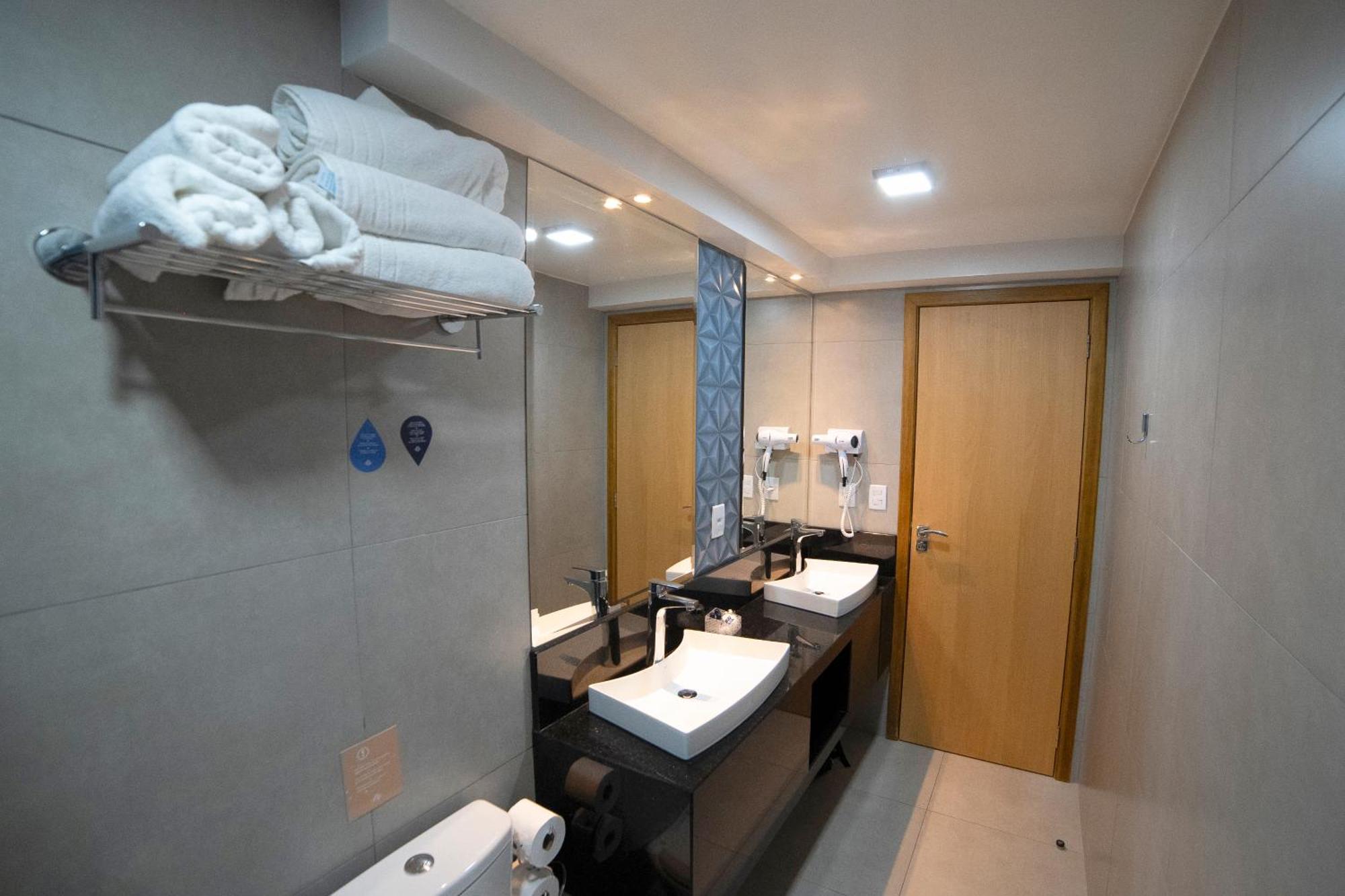 Adria Premium Hotel غوارابوافا الغرفة الصورة